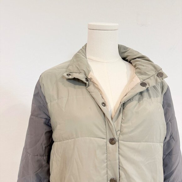 NWT Hem & Thread Women's REVERSIBLE Colorblock Winter Jacket Green Size Medium - Picture 4 of 12